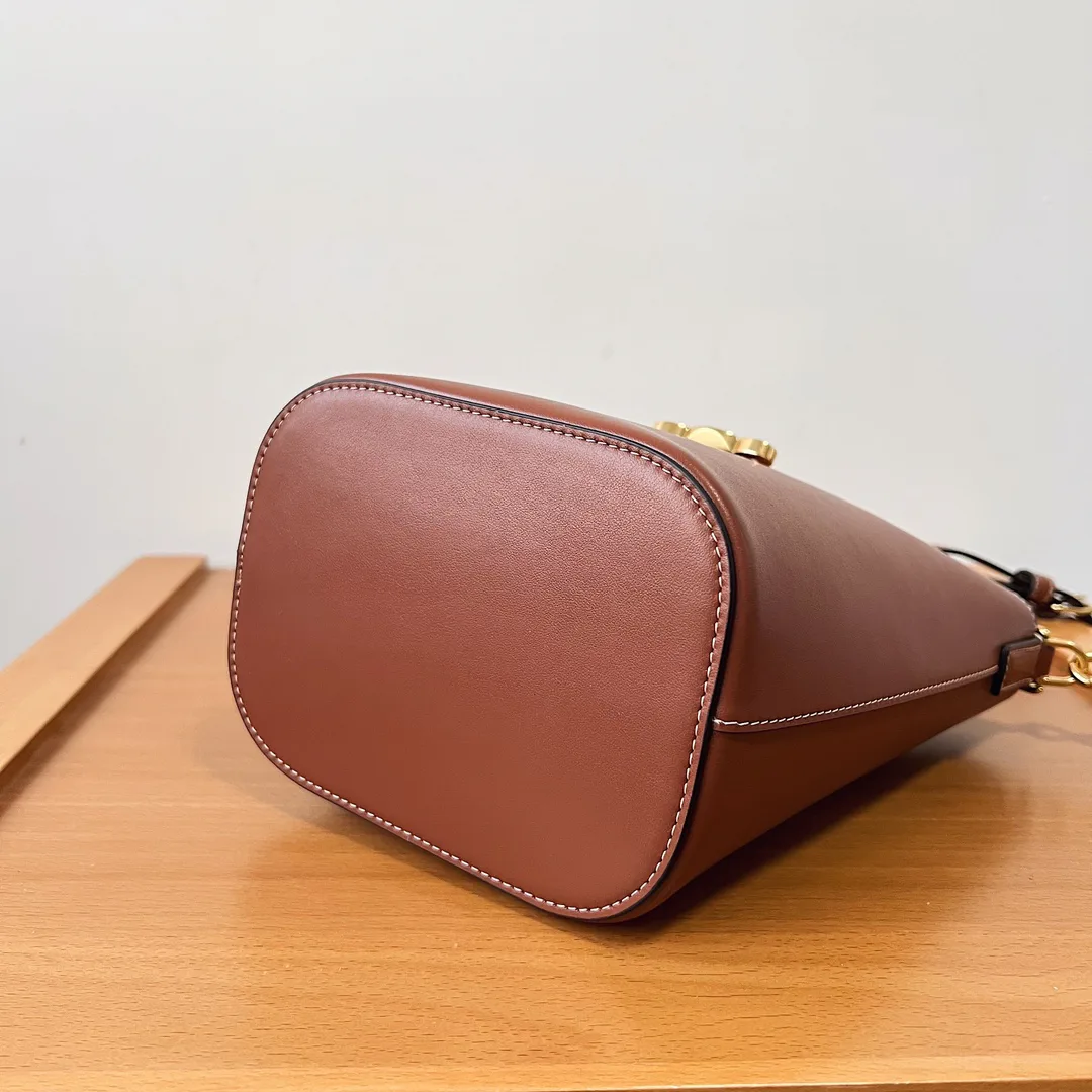 Классические Сумки Женские Celine 11692587