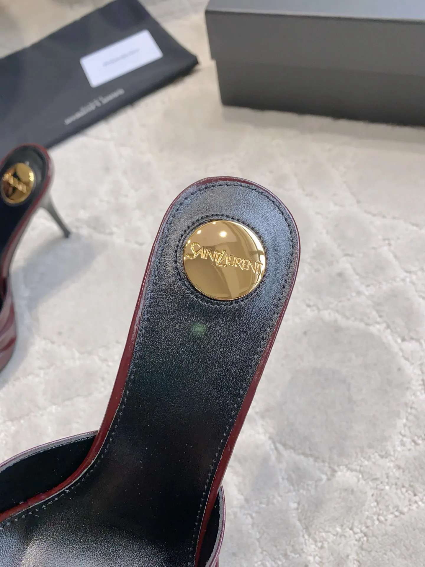Босоножки Женские Saint Laurent 13332002