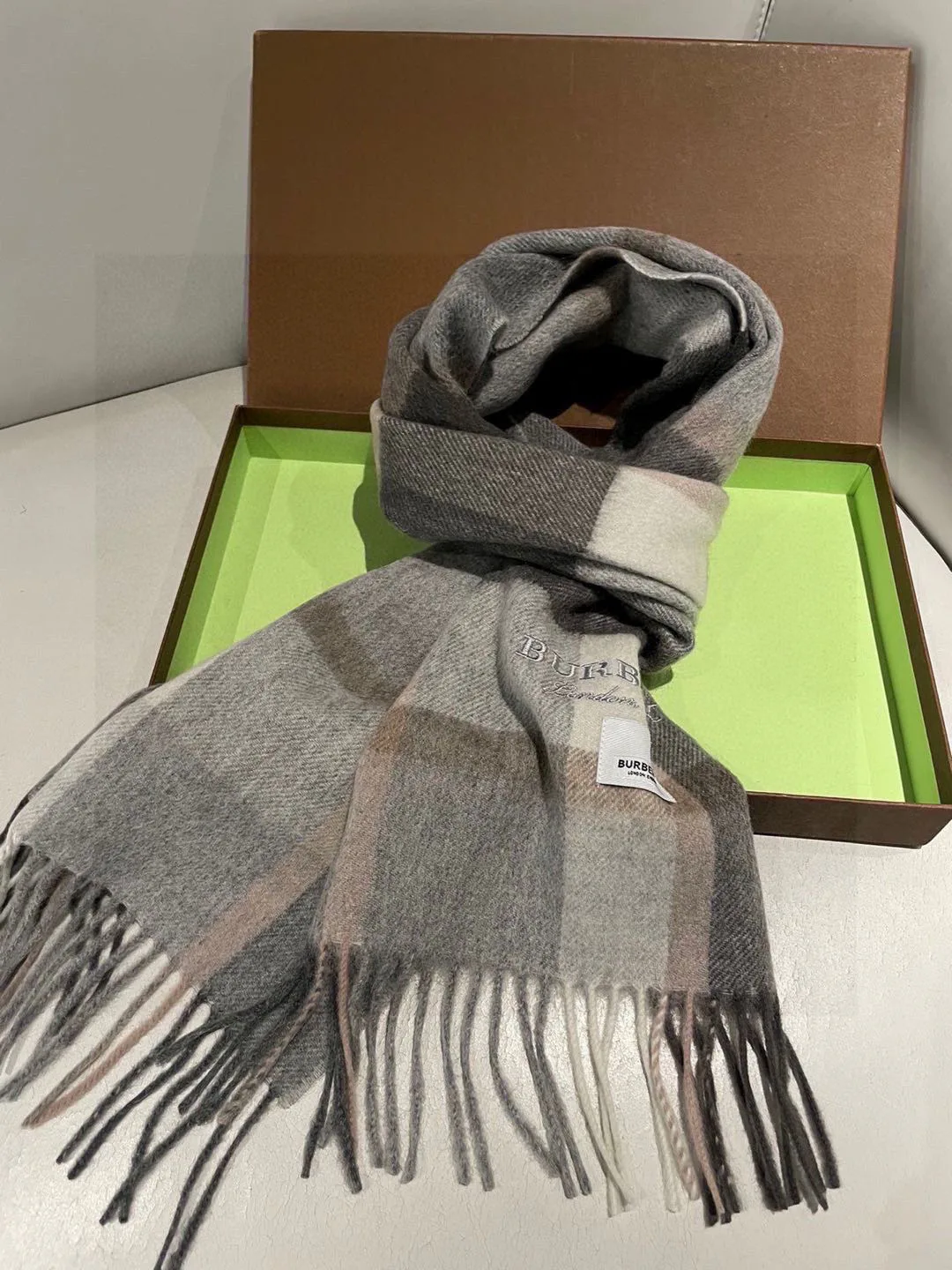Шарфы Burberry 832141