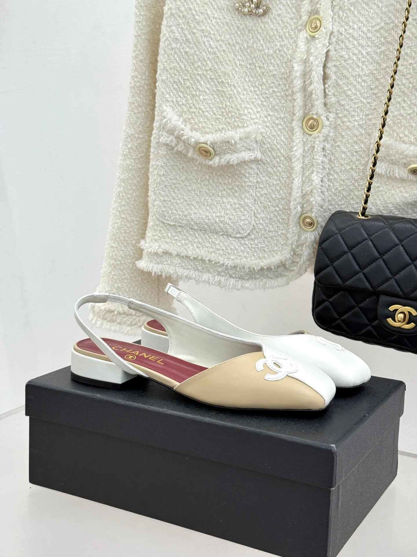 Босоножки Женские Chanel 11642194