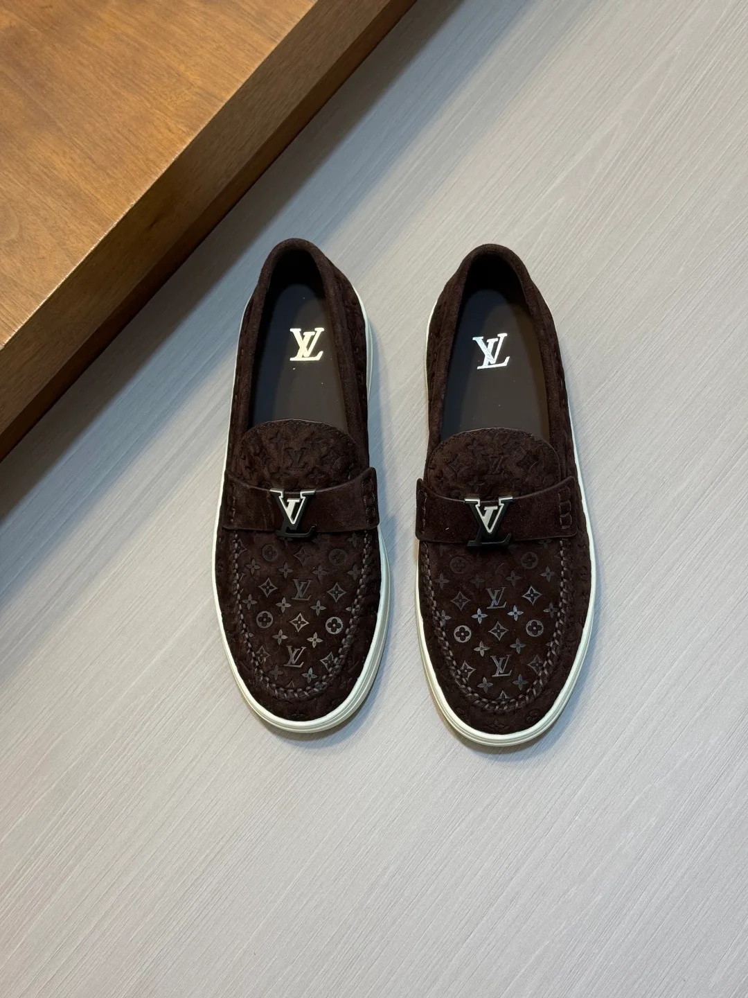 Лоферы И Туфли Мужские Louis Vuitton 18747177