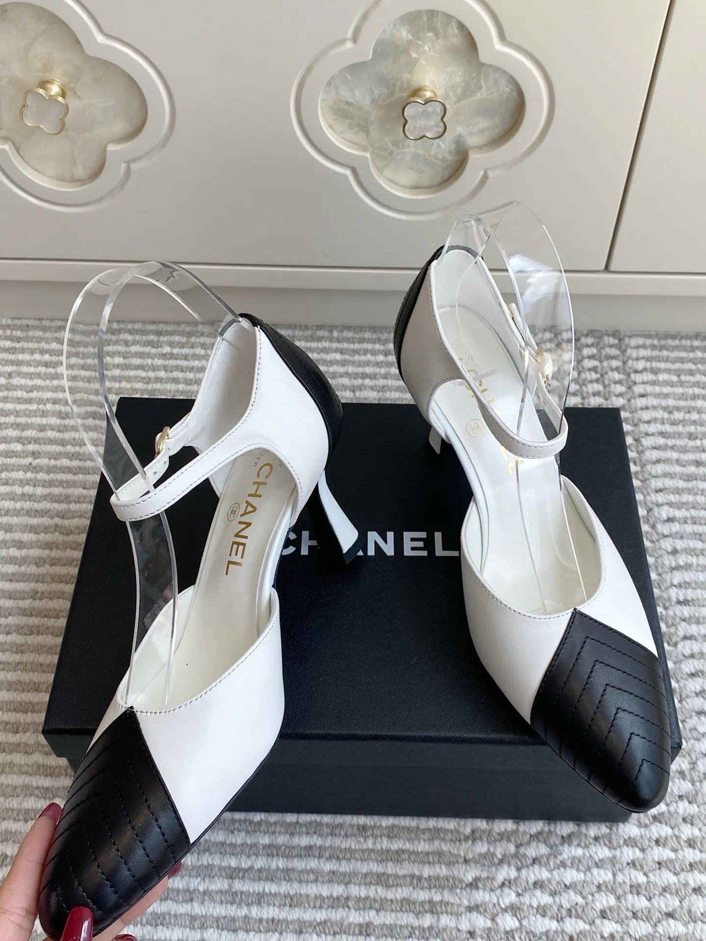 Туфли Женские Chanel 17498444