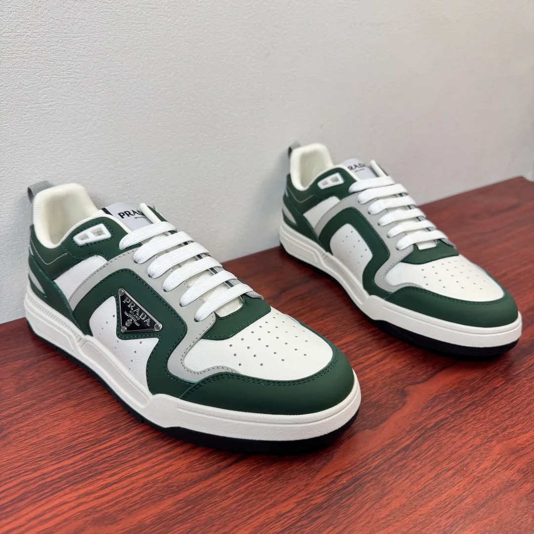 Кроссовки Мужские Prada 13216371