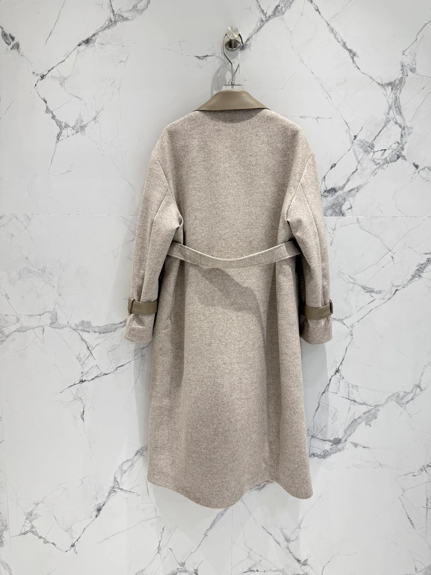 Пальто Женские Loro Piana 18082850