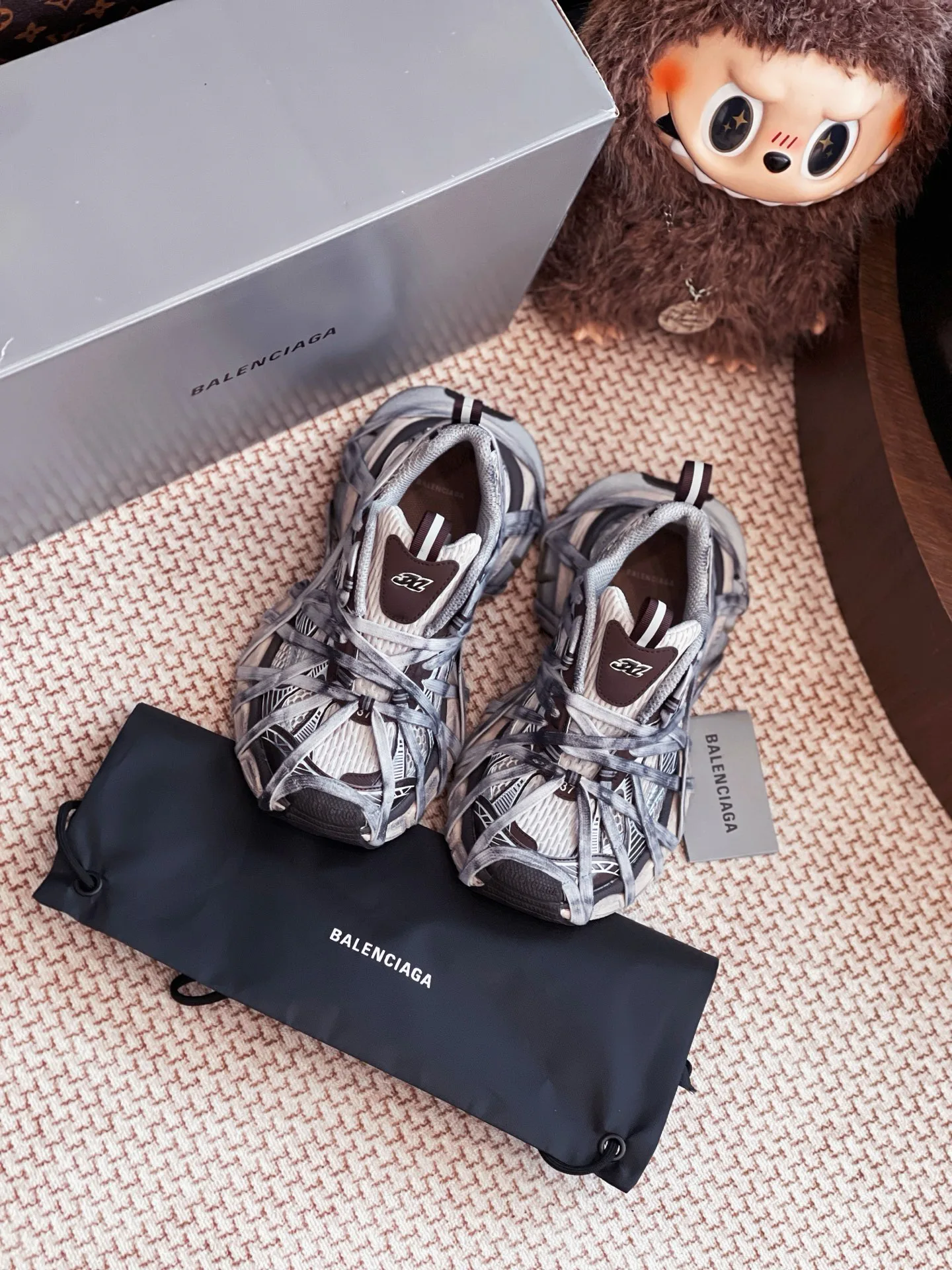Кроссовки Женские Balenciaga 10247866