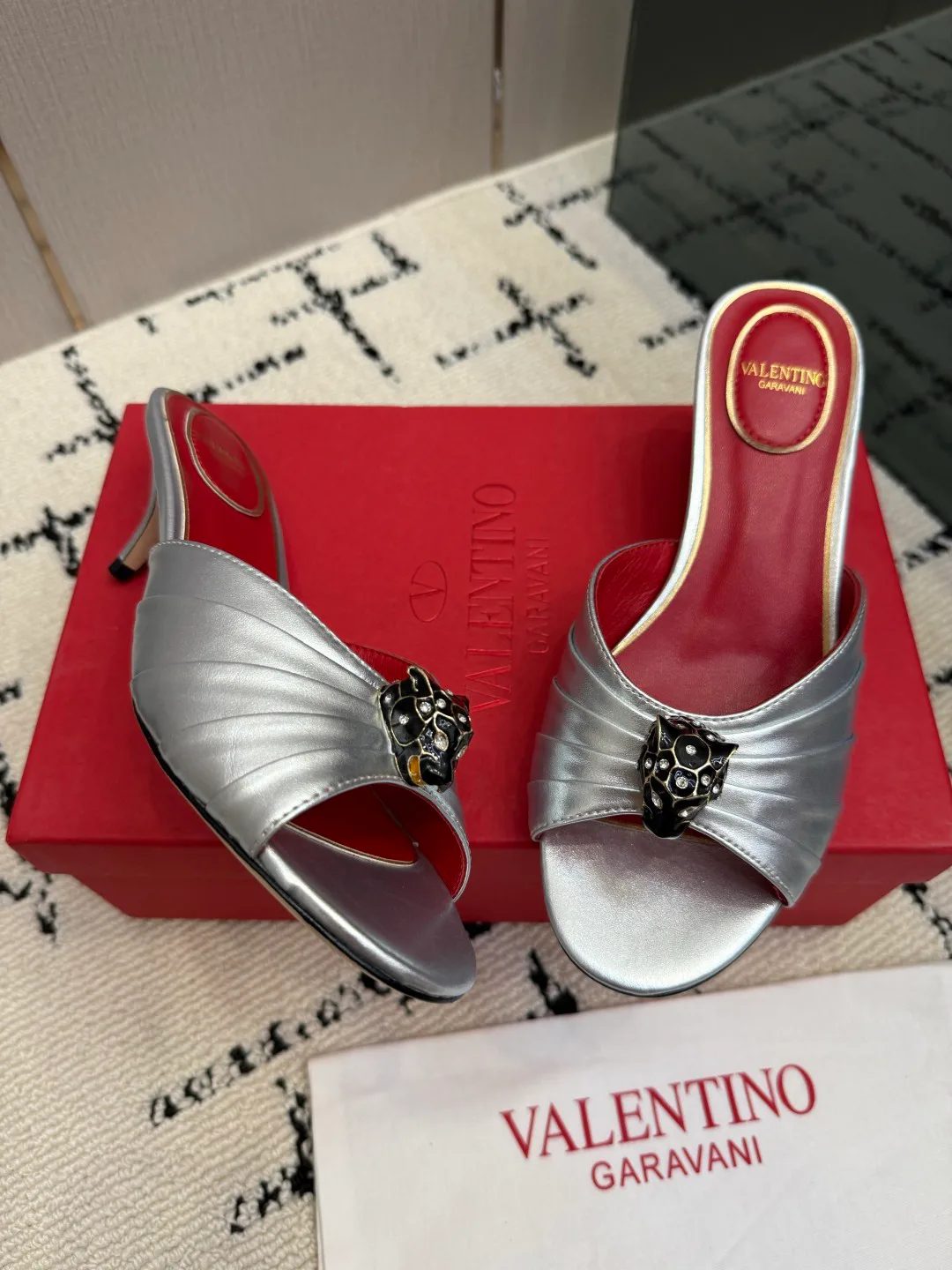 Босоножки Женские Valentino 18049038