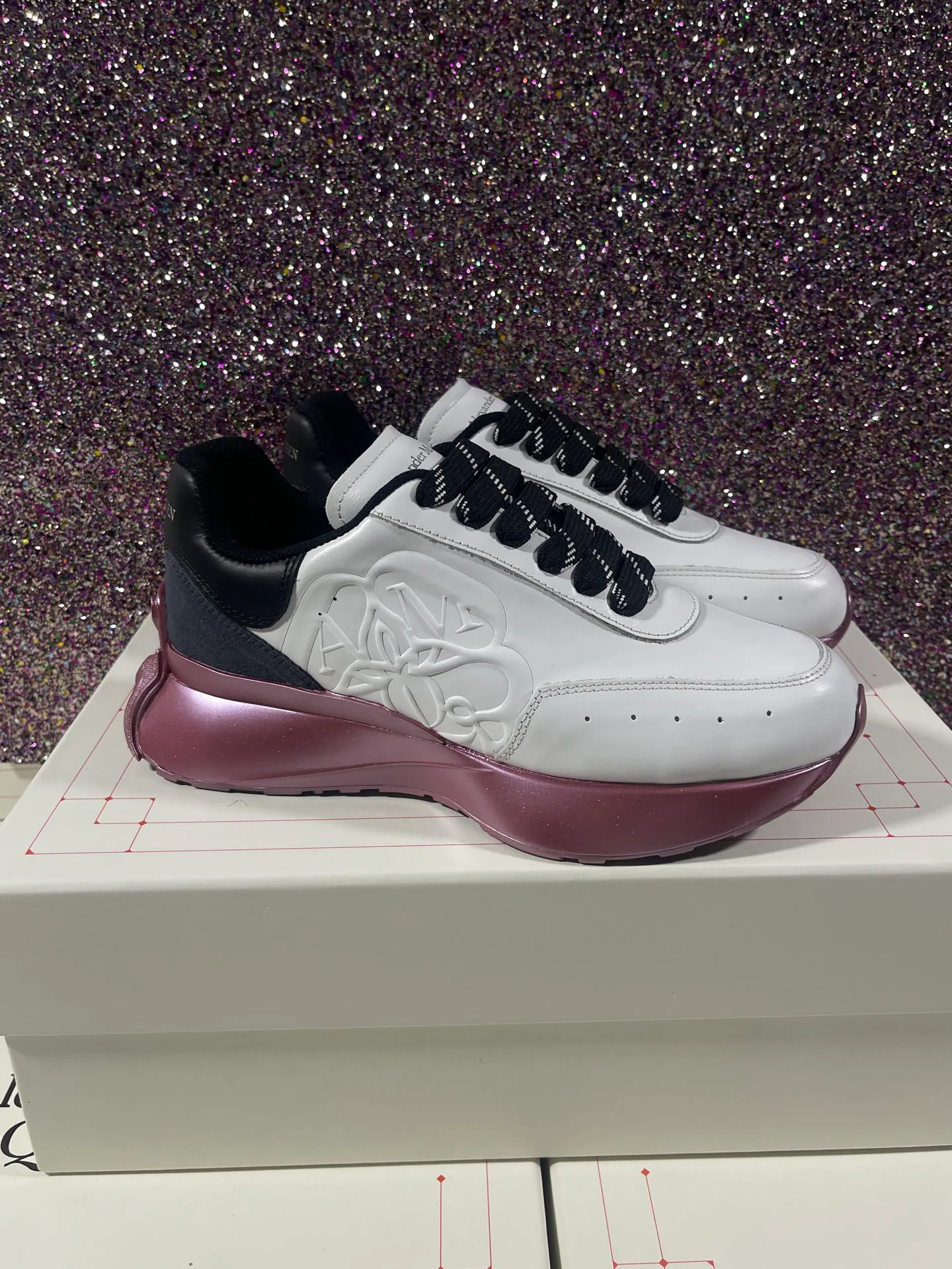 Кроссовки Женские Alexander Mcqueen 17827915