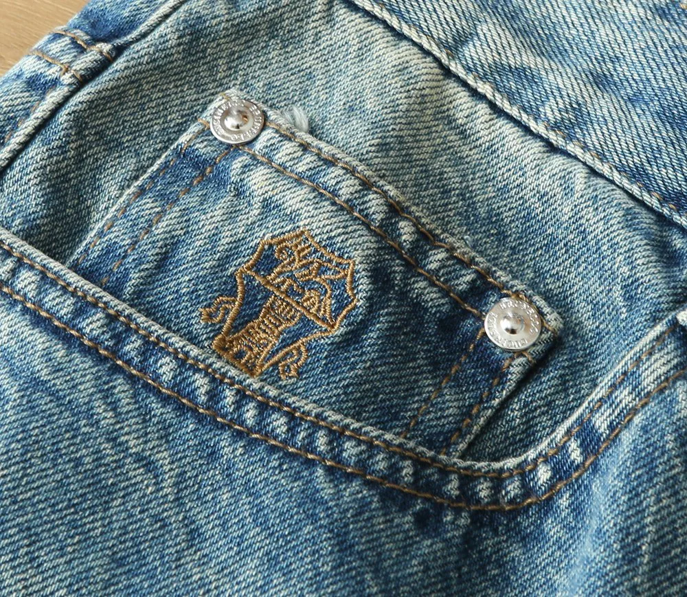Джинсы Мужские Brunello Cucinelli 17904870