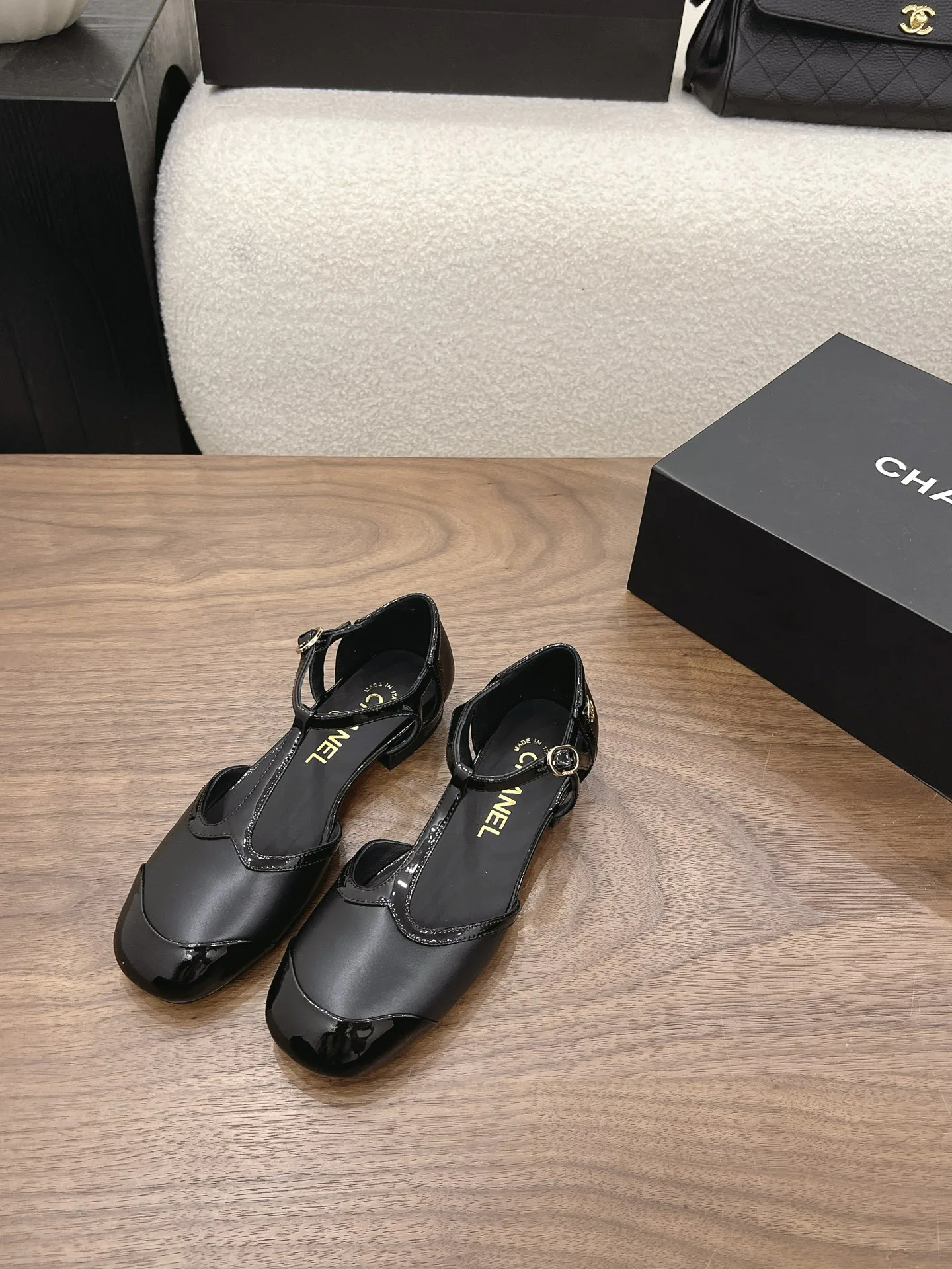 Туфли Женские Chanel 17582671