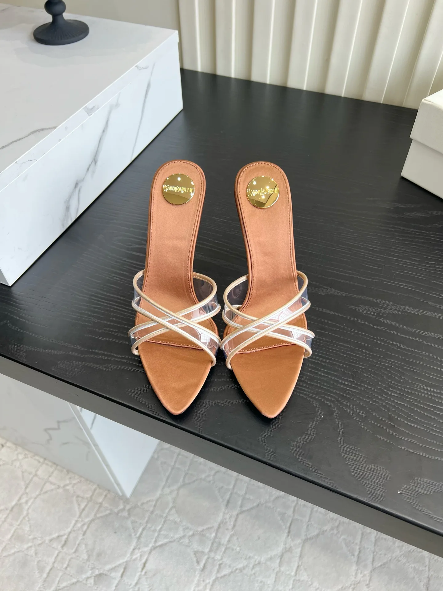 Босоножки Женские Saint Laurent 18614252