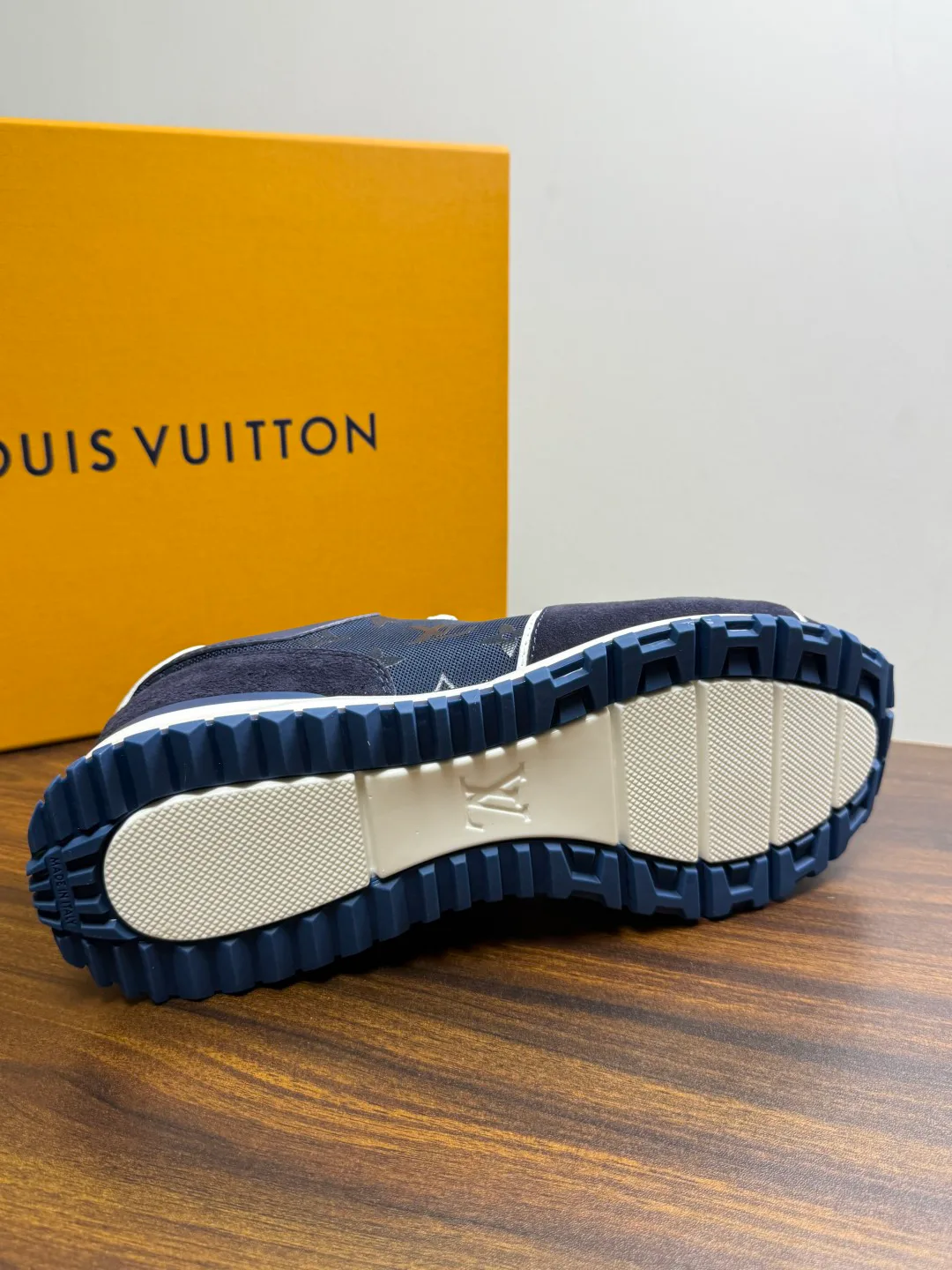 Кроссовки Мужские Louis Vuitton 20143426