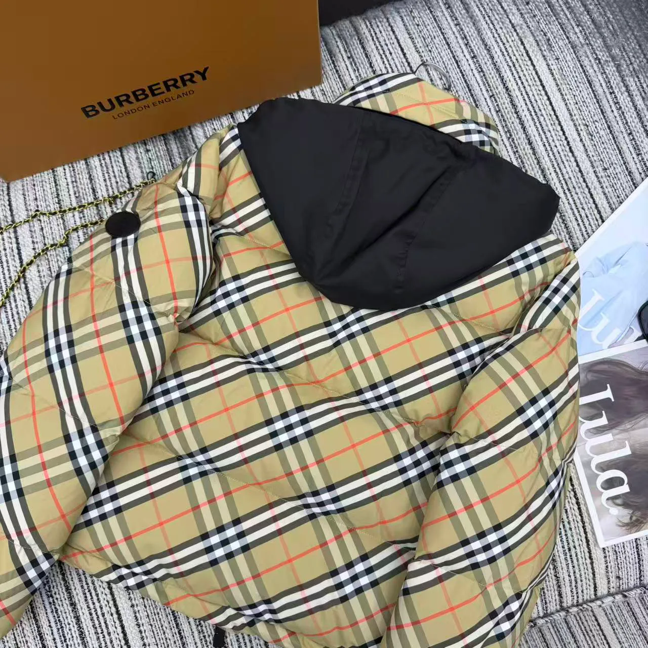 Куртки И Пуховики Женские Burberry 385234