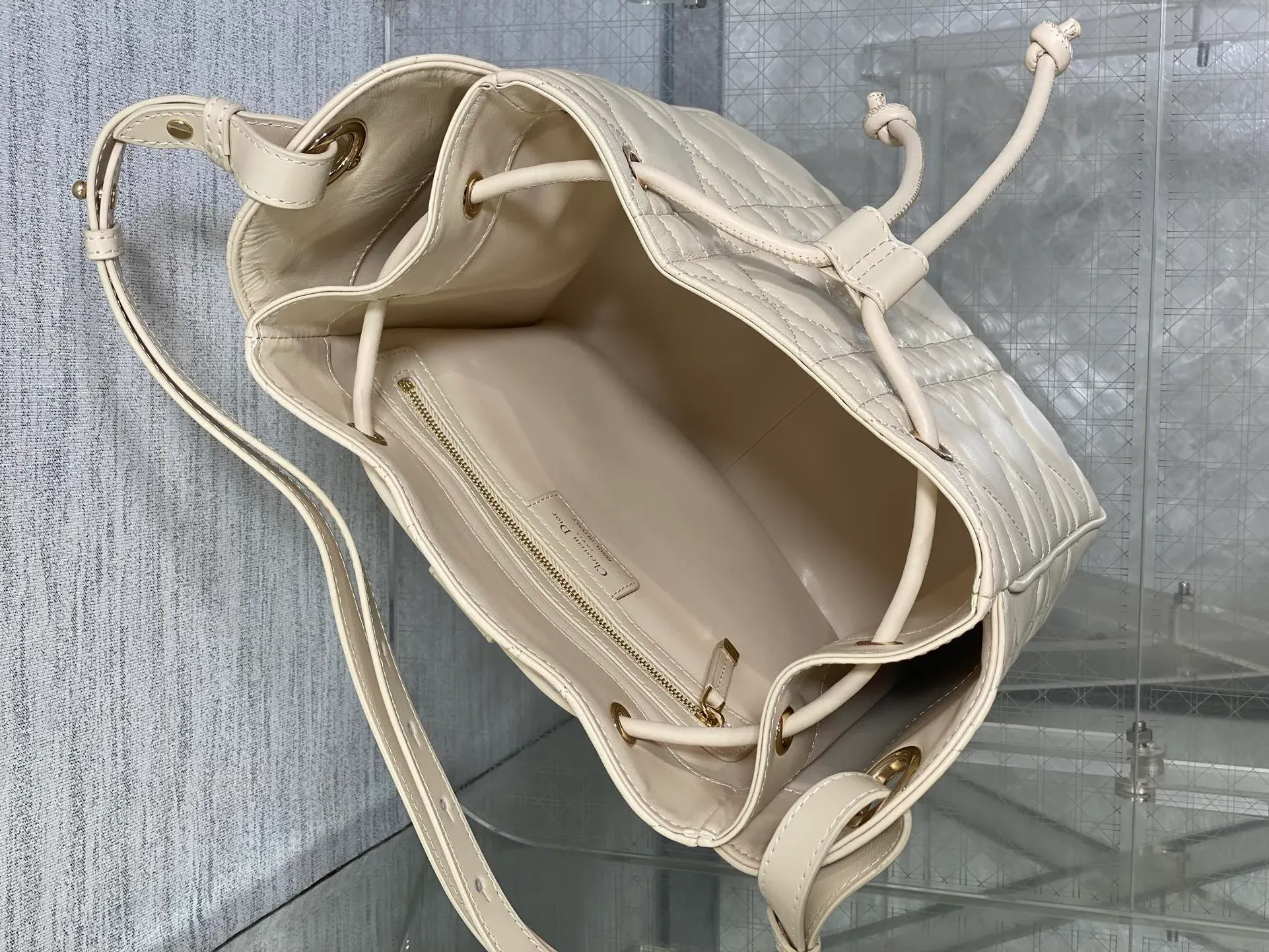 Сумки На Ремне Женские Fendi 4570385