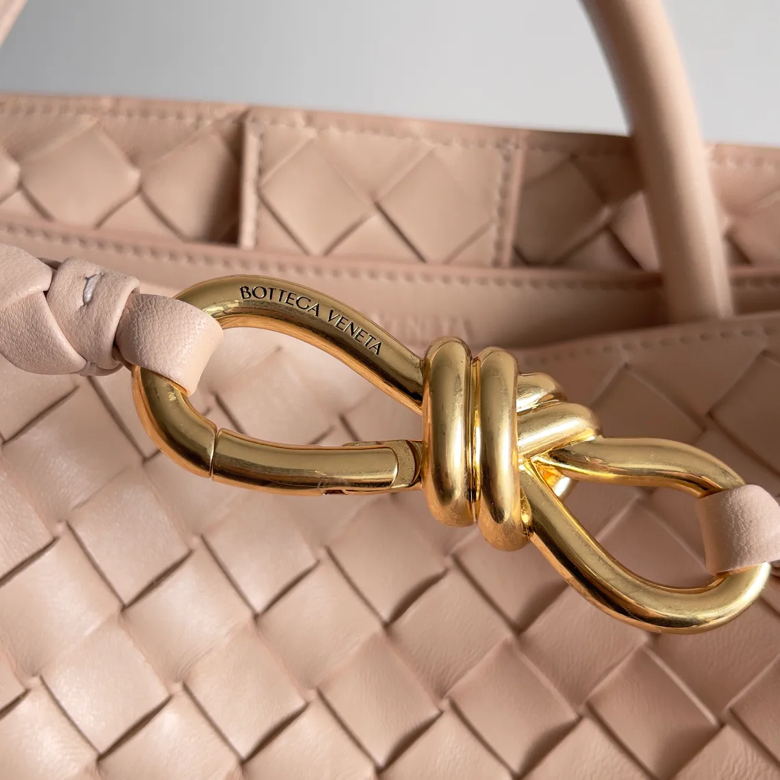Классические Сумки Женские Bottega Veneta 23010