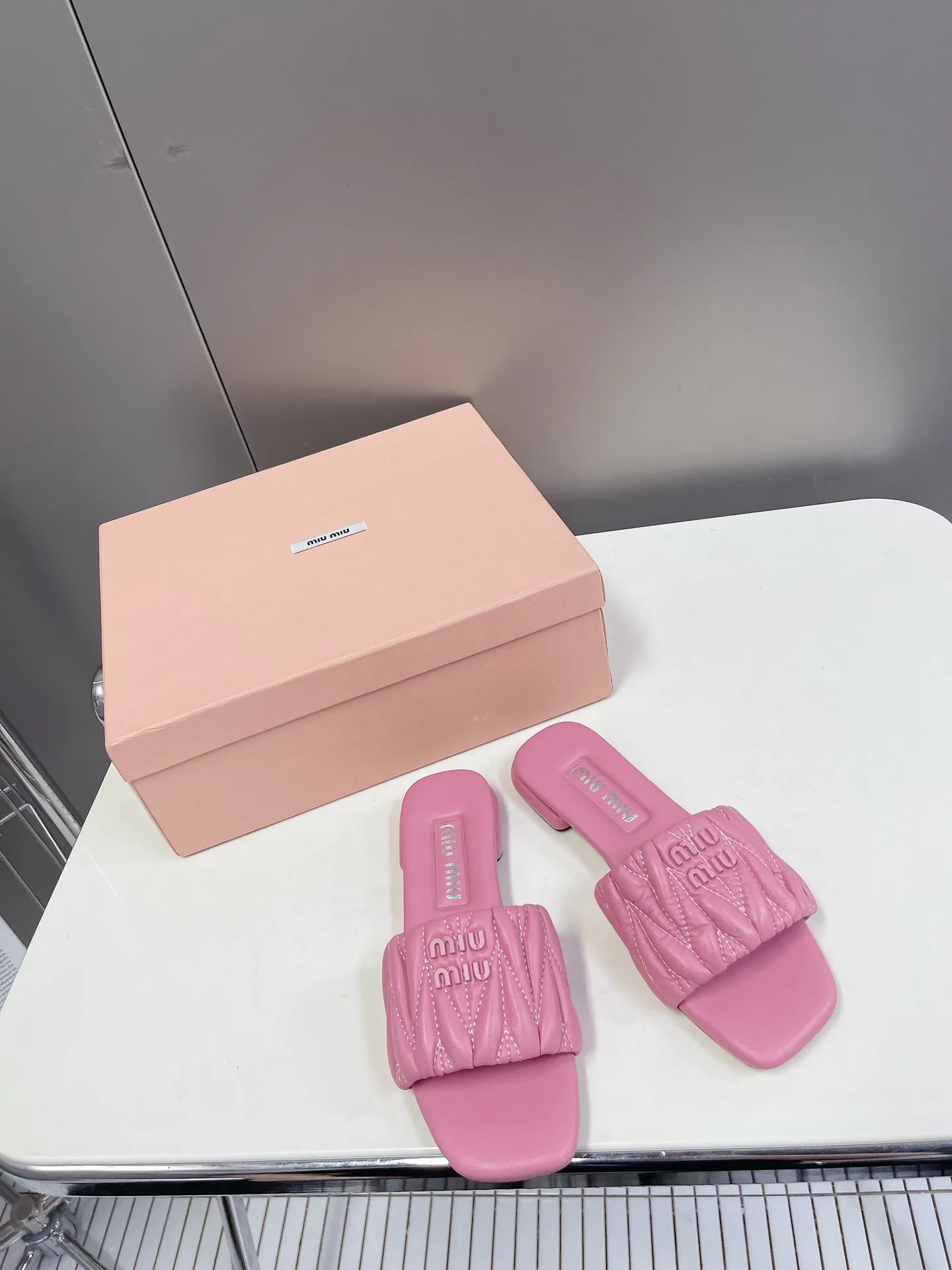 Сандалии Женские Miu Miu 13561764