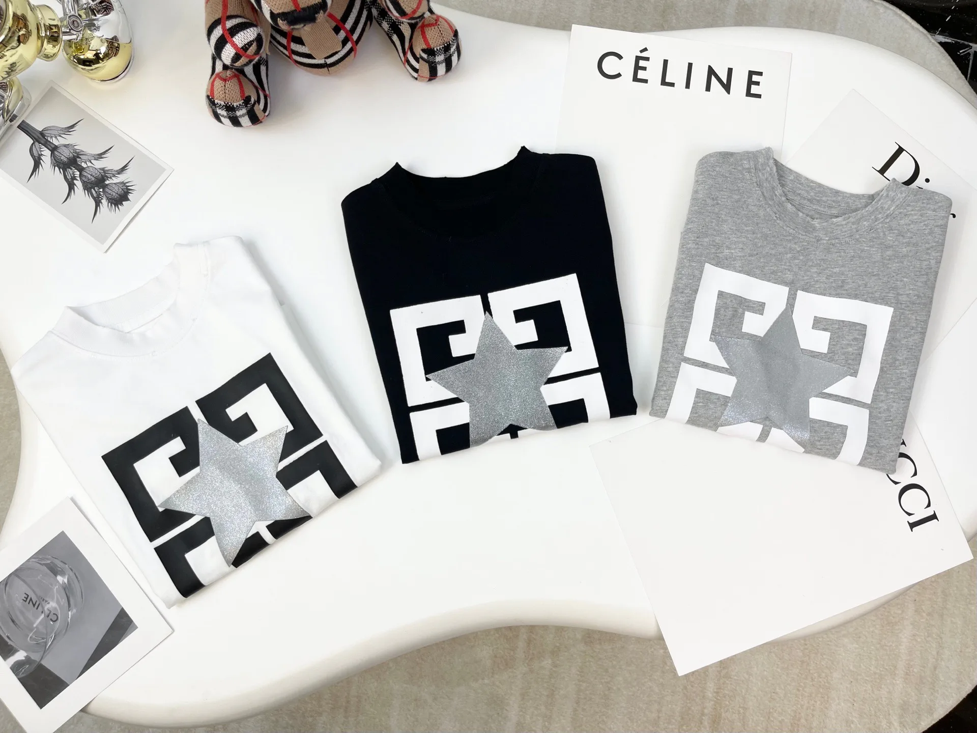 Футболки Женские Givenchy 28664