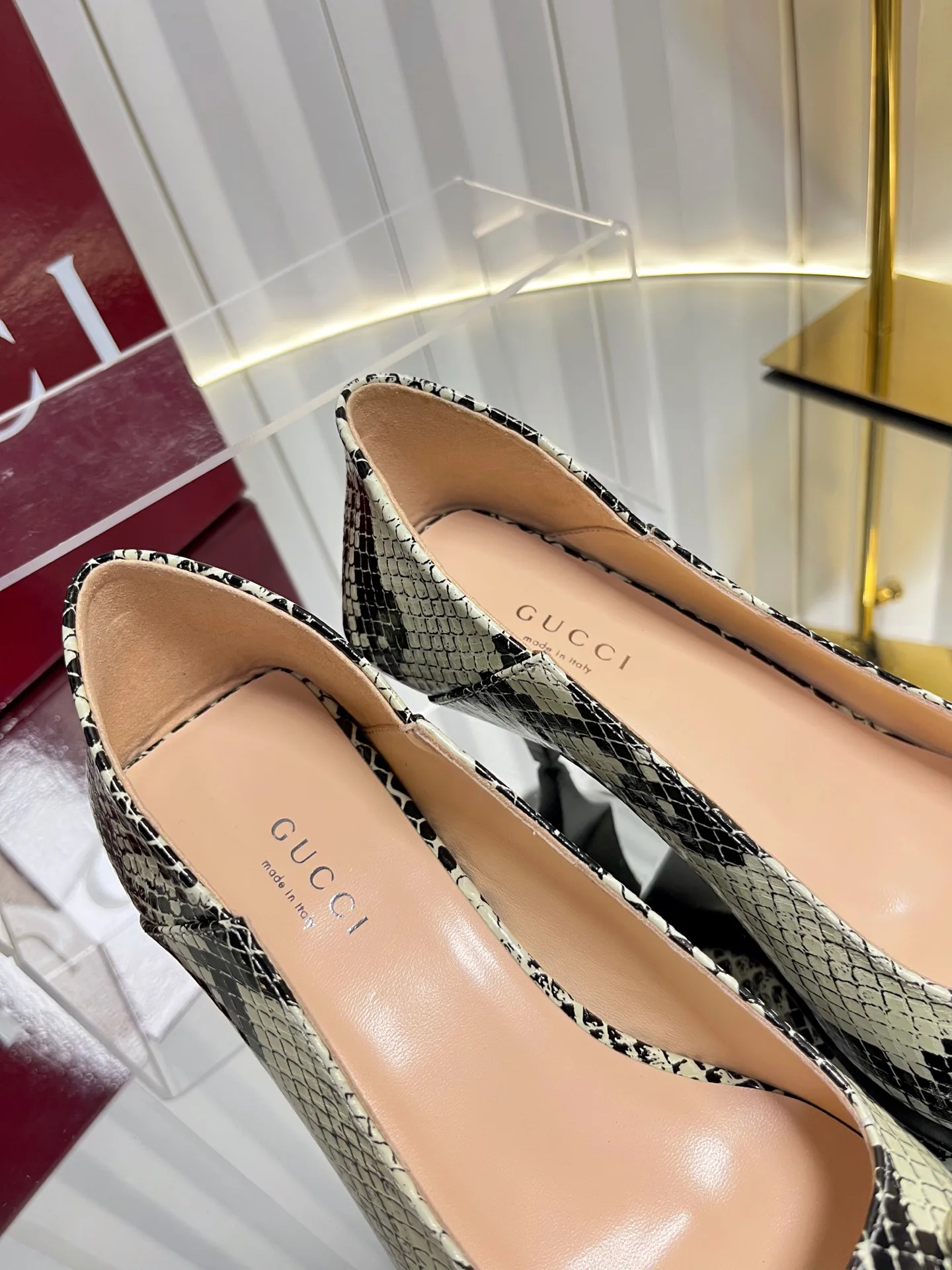 Туфли Женские Gucci 19484576