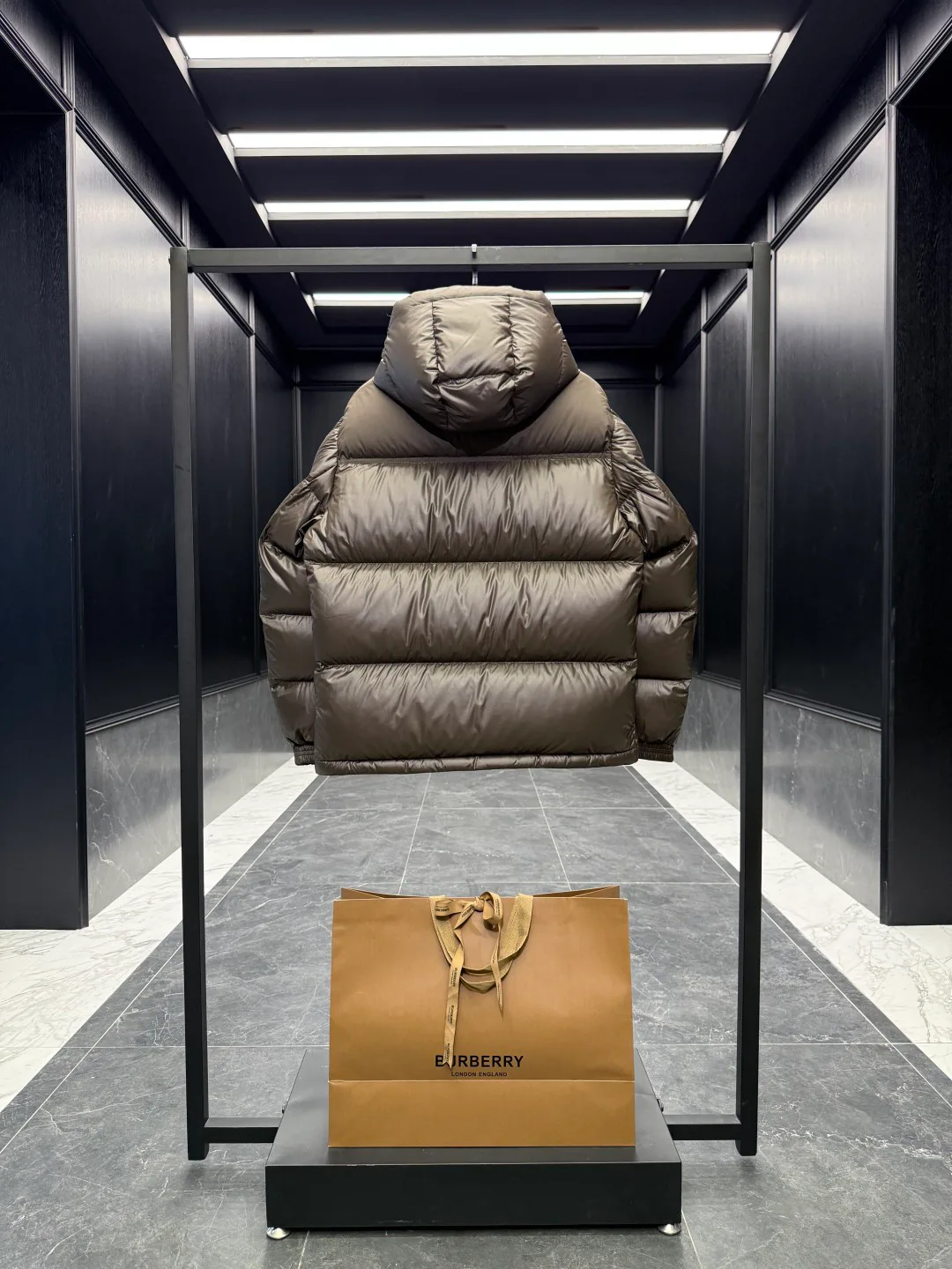 Куртки И Пуховики Женские Burberry 1694305