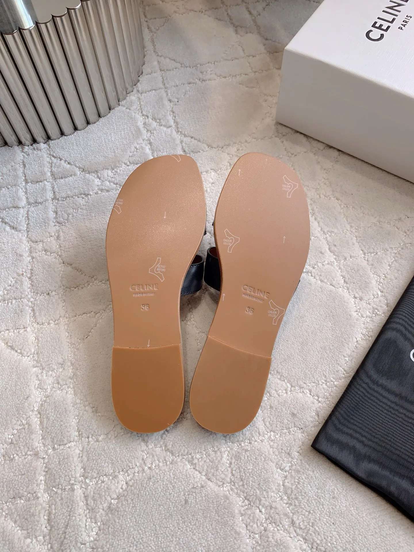 Шлепанцы Женские Celine 11566157