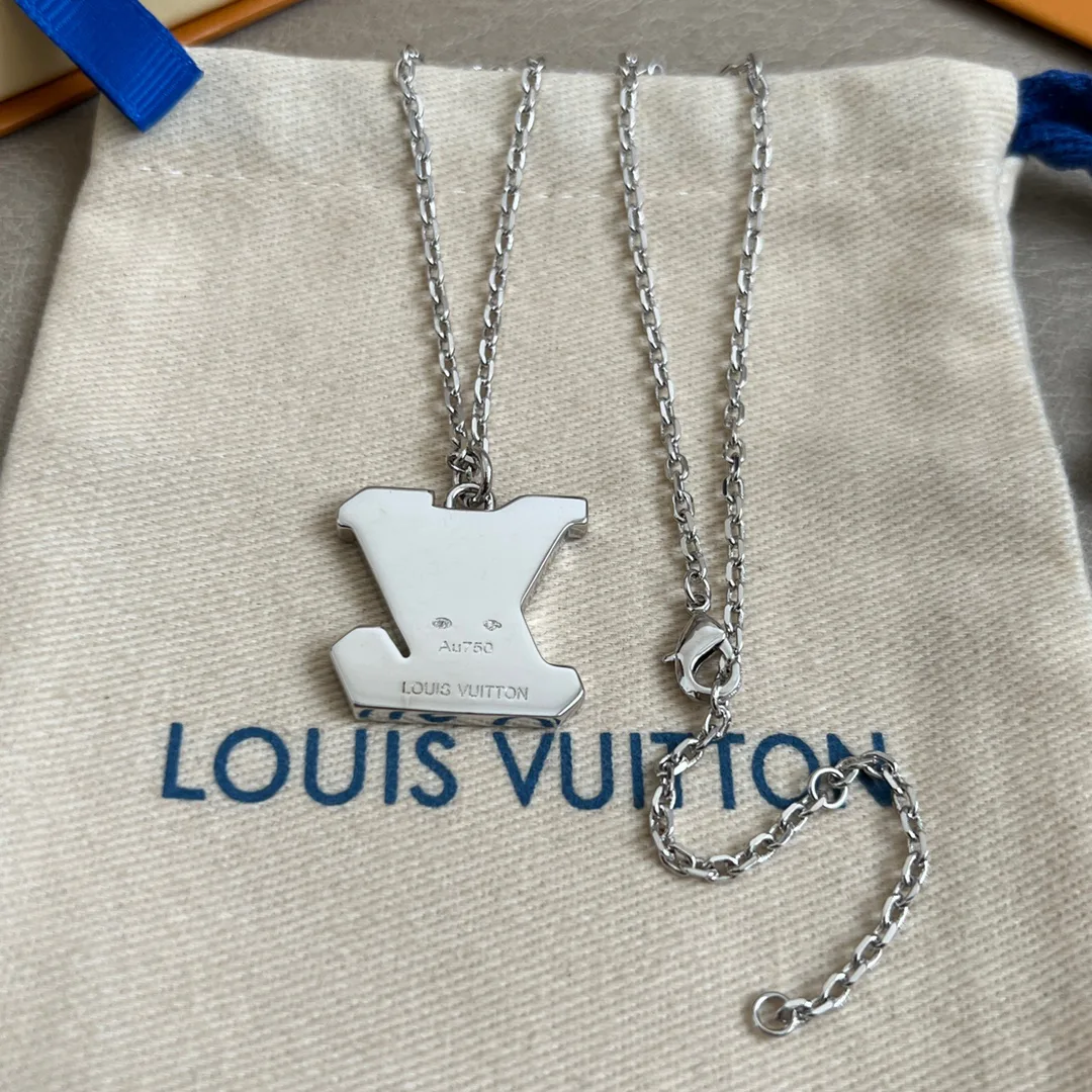 Бижутерия Louis Vuitton 225105