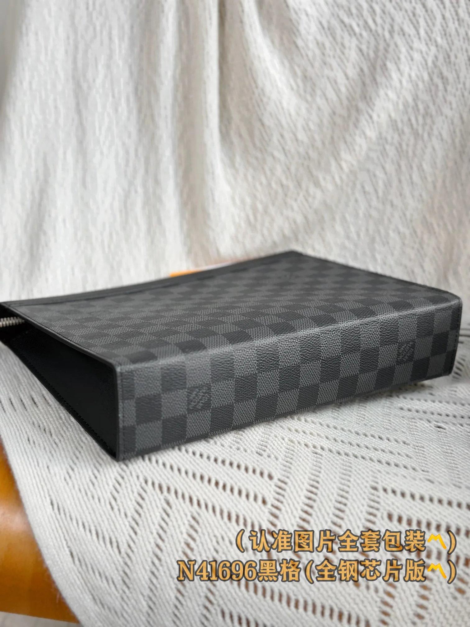 Клатчи Женские Louis Vuitton 18148141