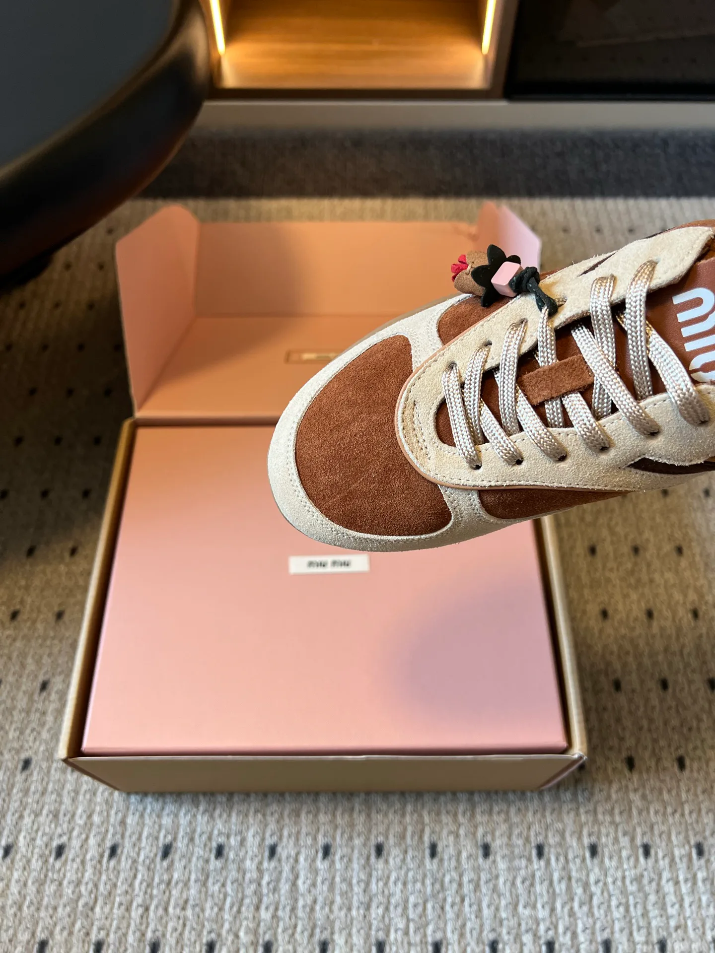 Кроссовки Женские Miu Miu 18462164