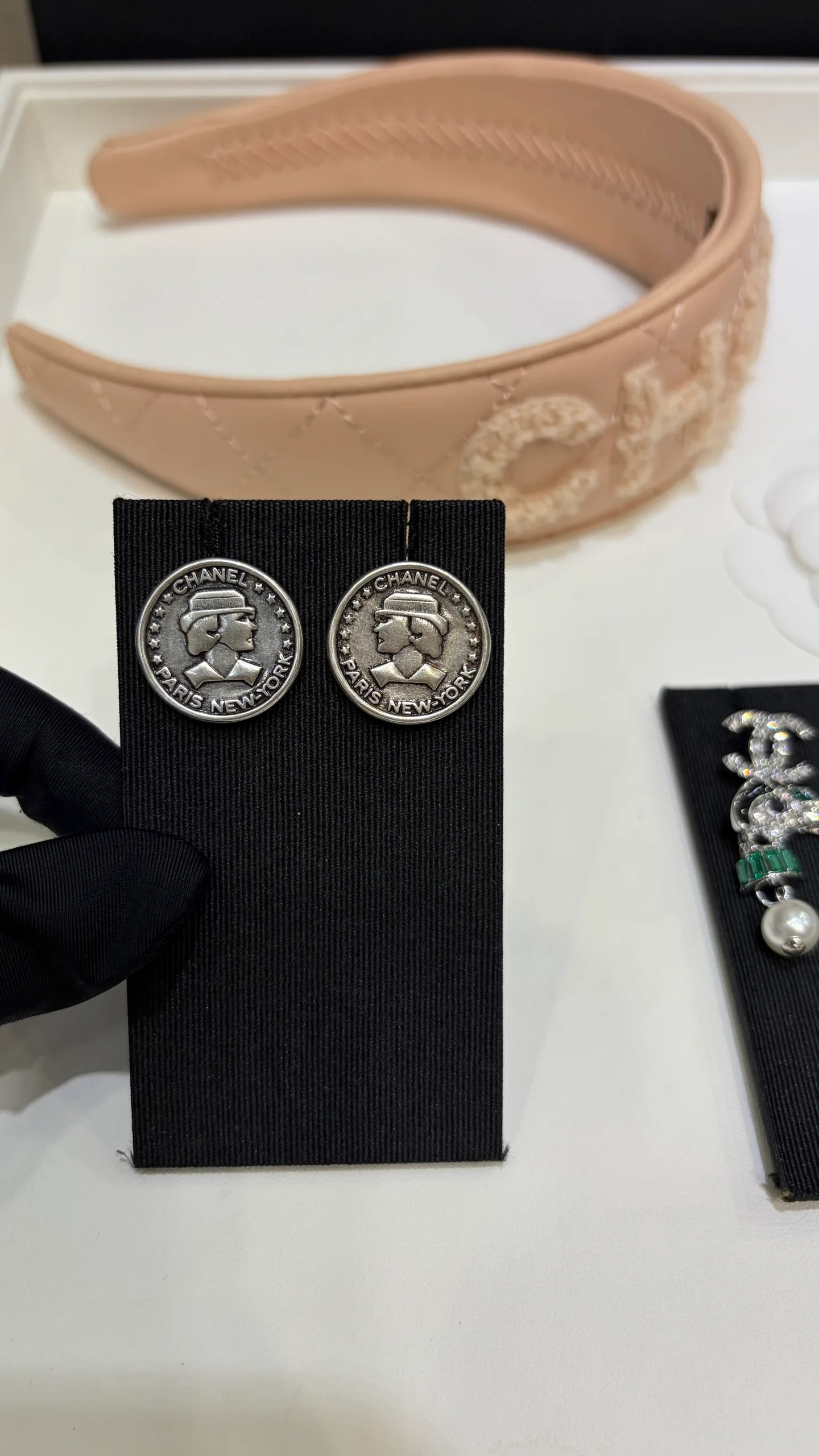 Бижутерия Chanel 17642844