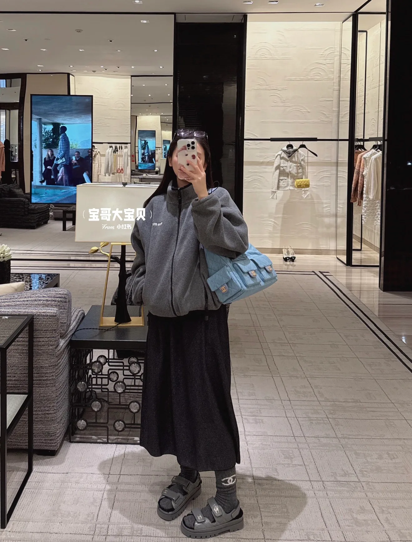 Куртки И Пуховики Женские Miu Miu 18113598