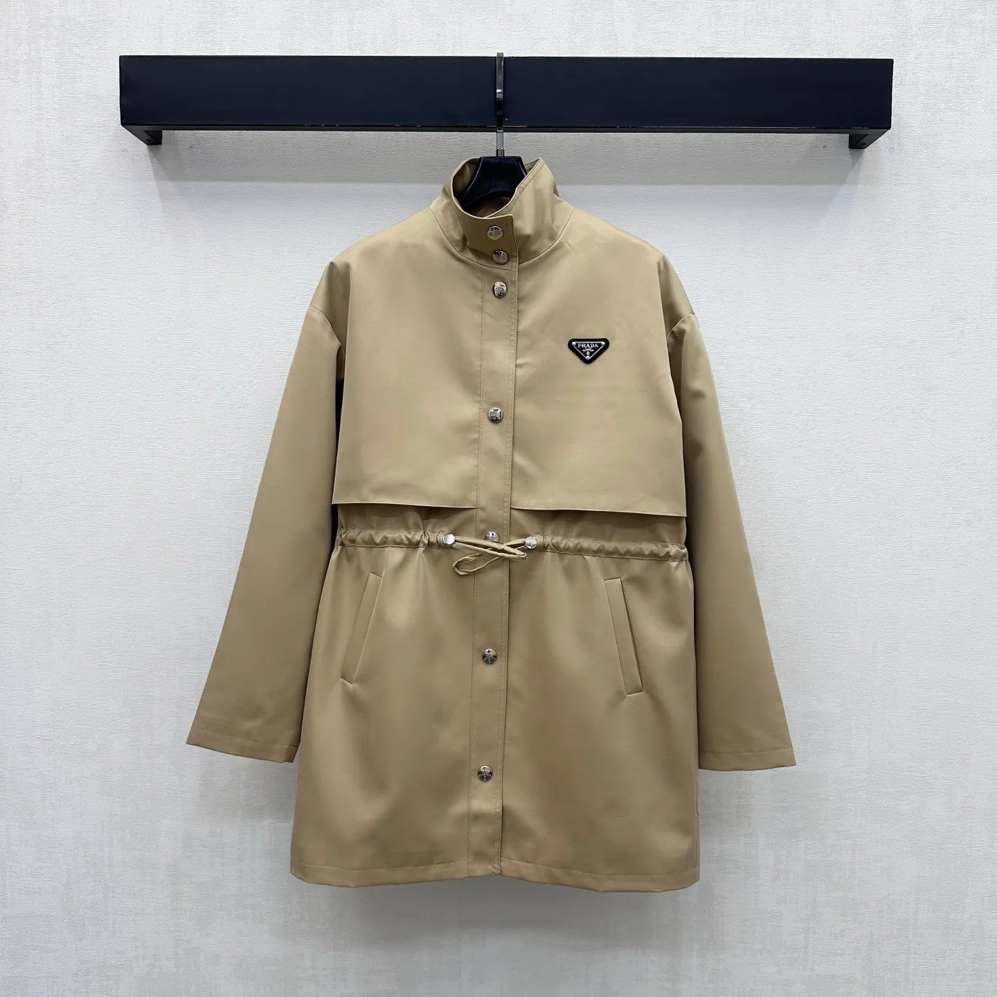 Куртки И Пуховики Женские Prada 18432100