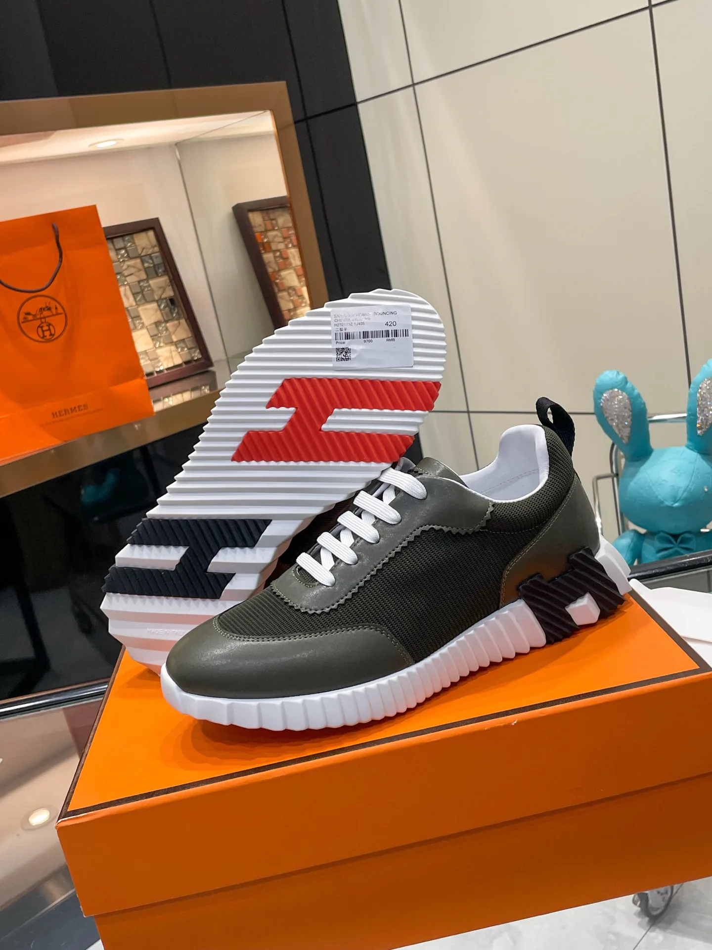 Кроссовки Женские Hermes 17954795