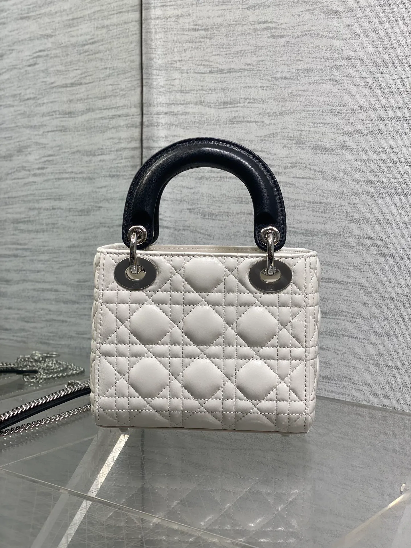 Классические Сумки Женские Christian Dior 12189478