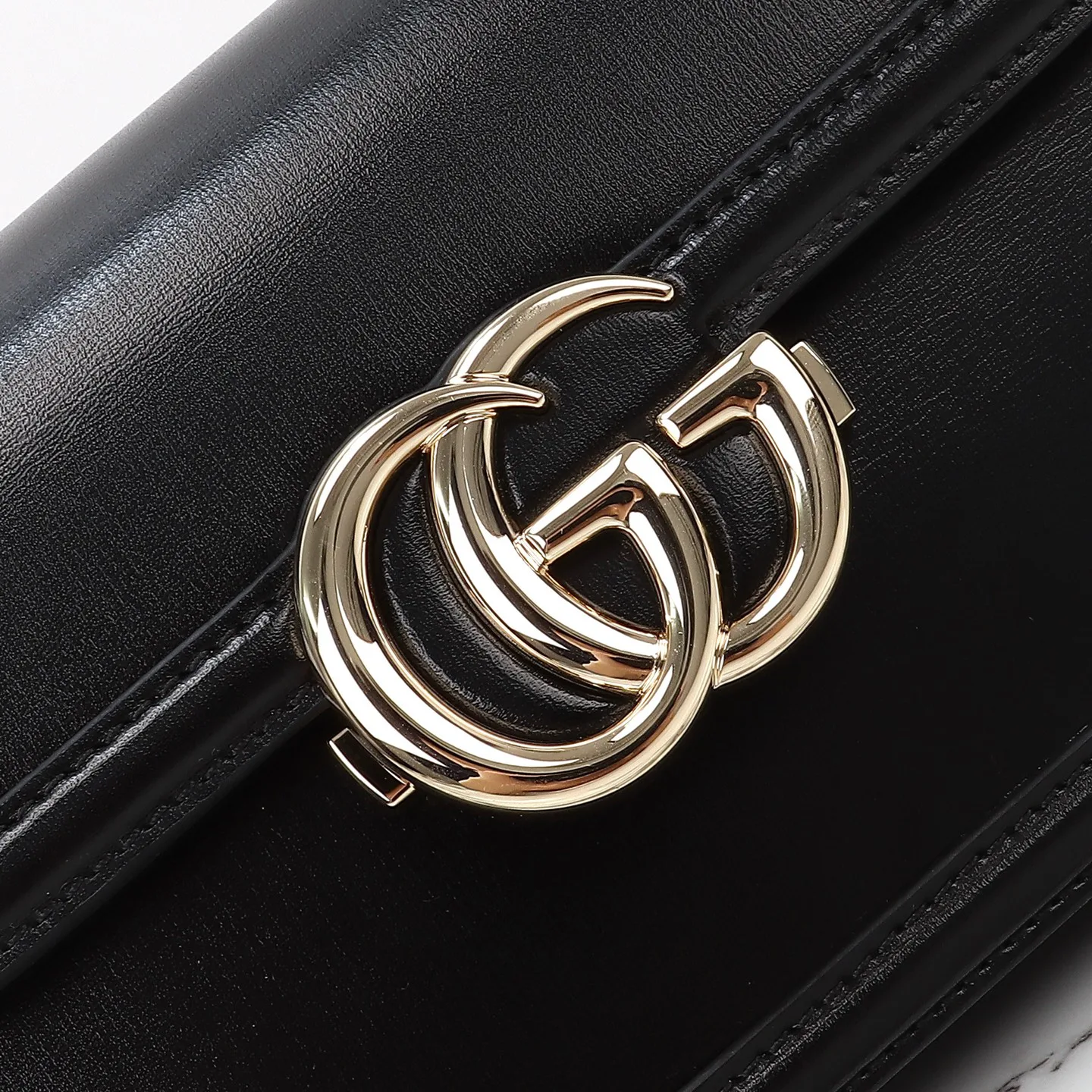 Классические Сумки Женские Gucci 18210726