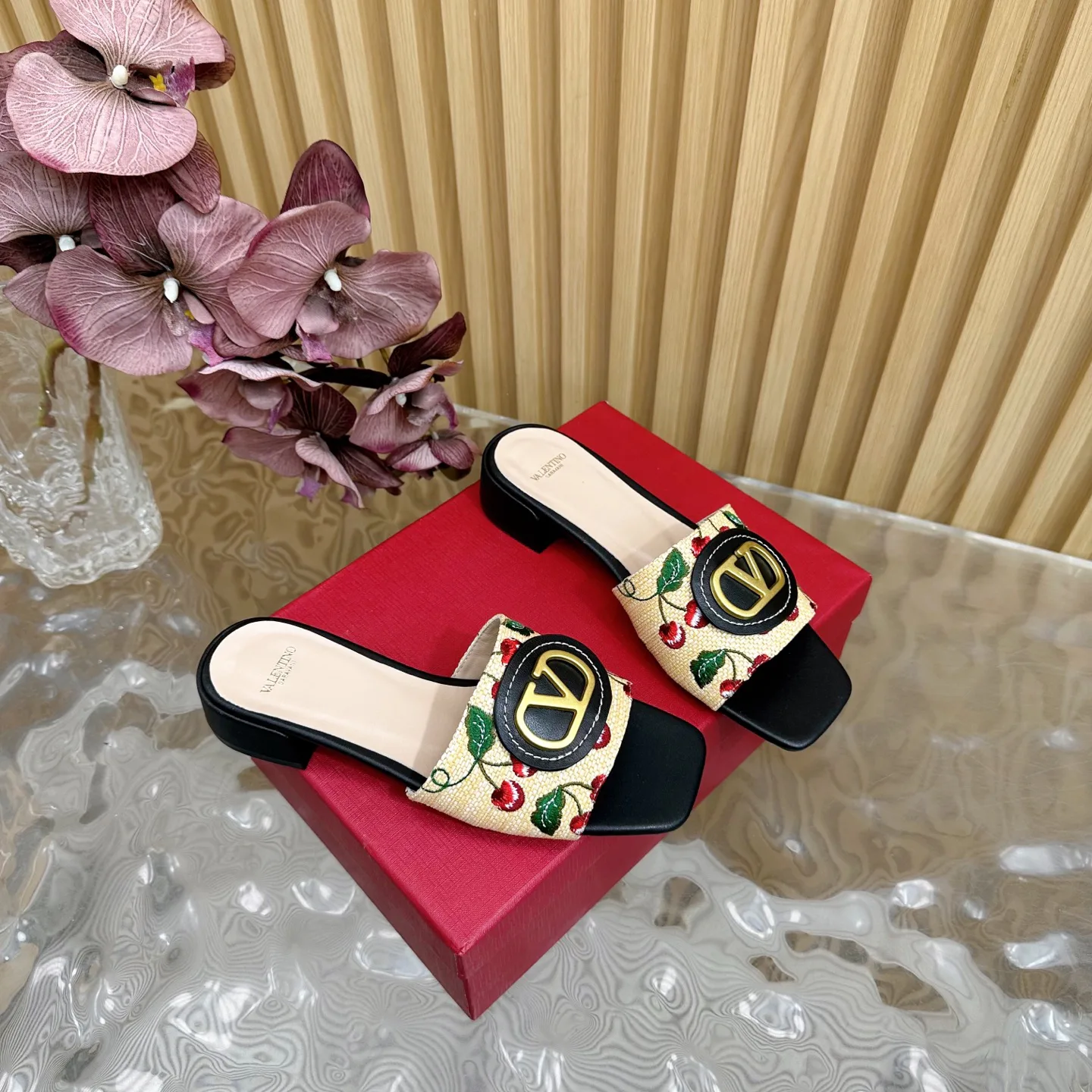 Шлепанцы Женские Valentino 31993