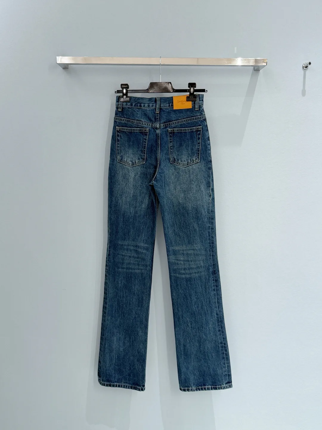 Джинсы Женские Saint Laurent 10433203