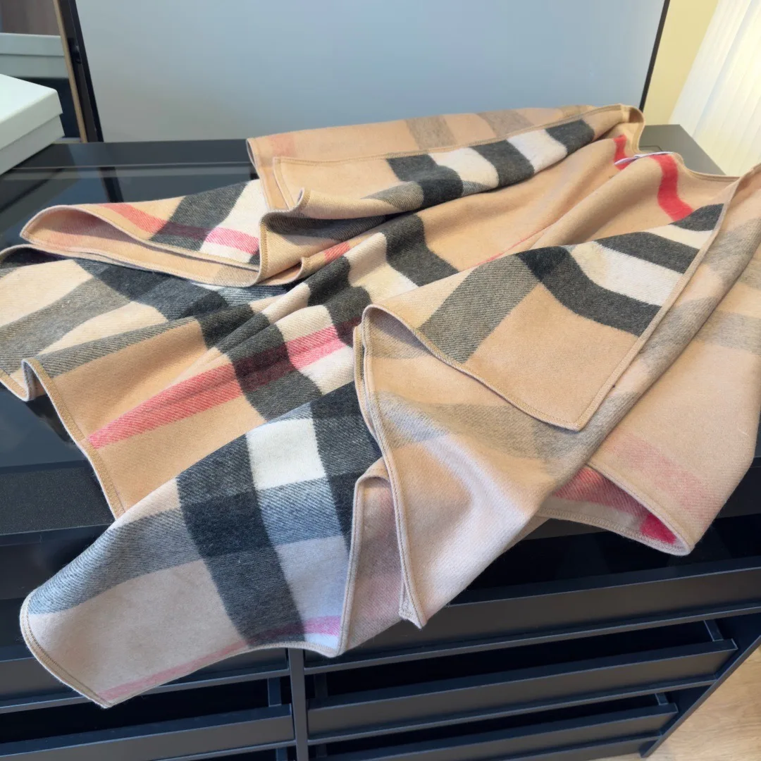 Пальто Женские Burberry 18980871
