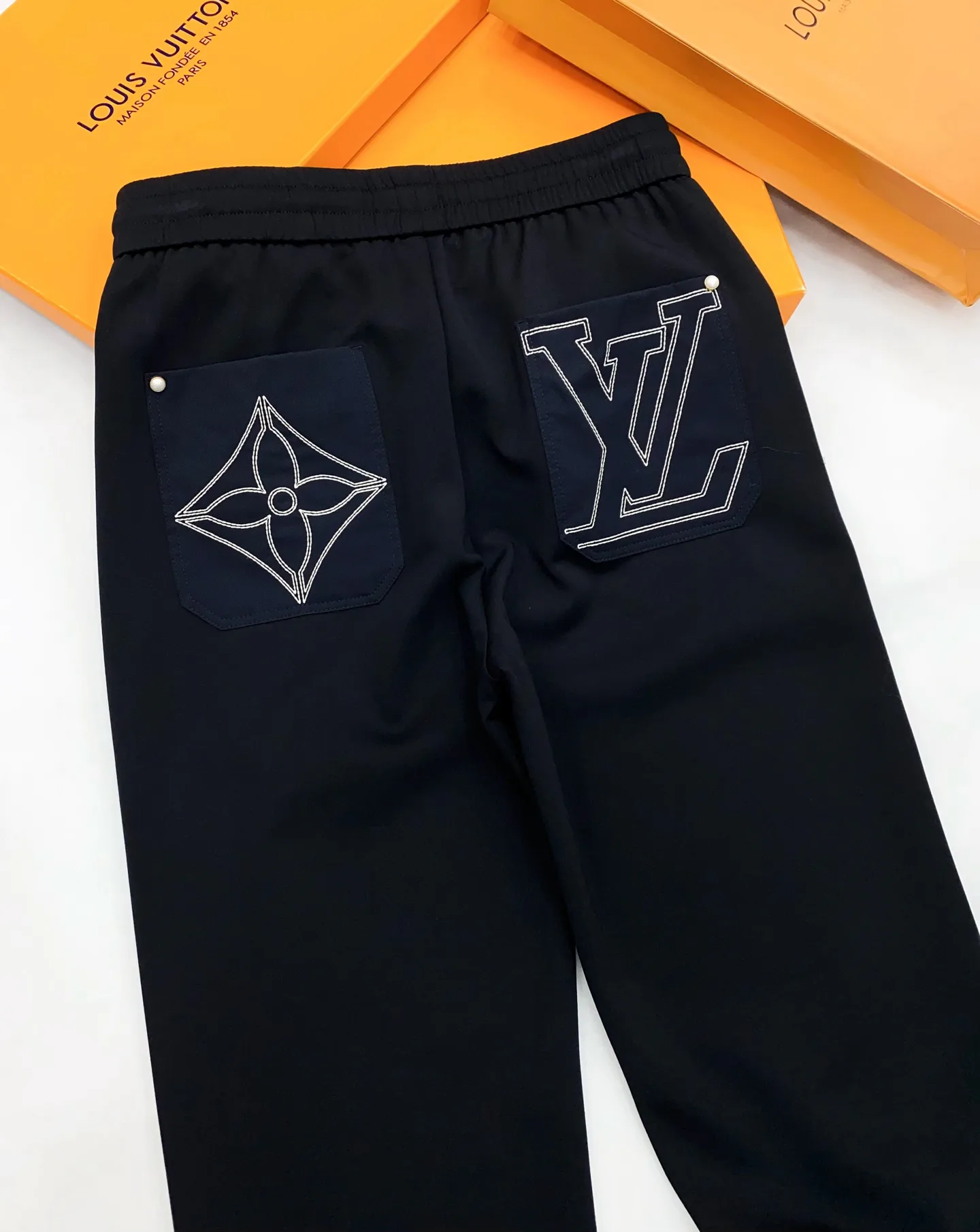 Брюки Мужские Louis Vuitton 9861765