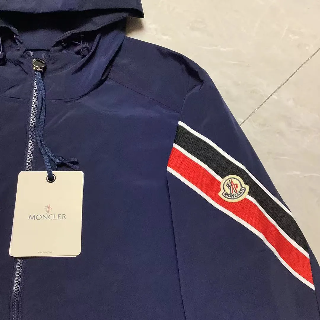 Куртки И Пуховики Мужские Moncler 448379