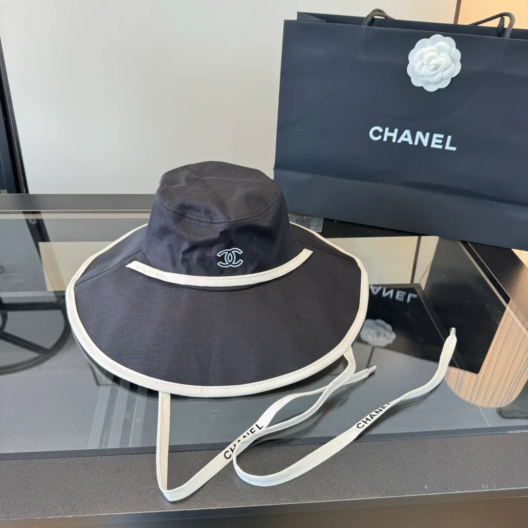 Головные Уборы Chanel 17467732