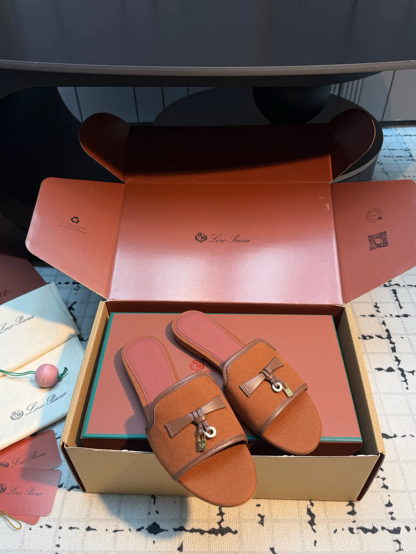 Шлепанцы Женские Loro Piana 15108313