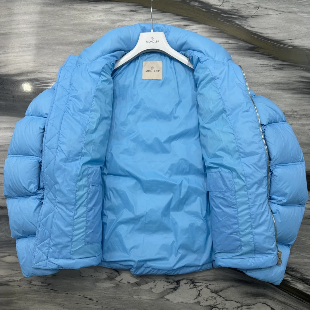 Куртки И Пуховики Мужские Moncler 384014