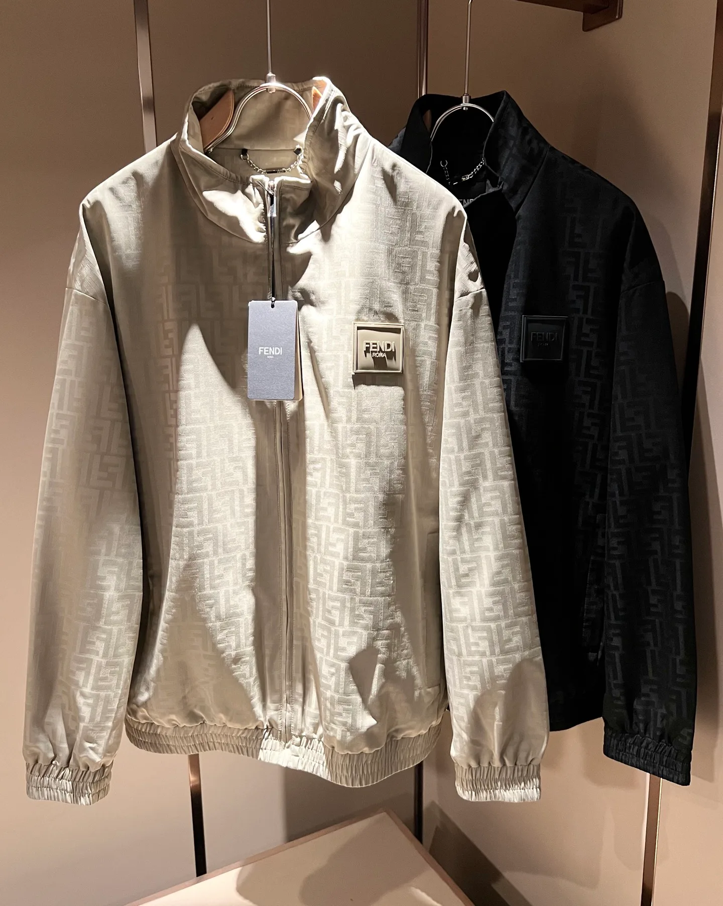 Куртки И Пуховики Мужские Fendi 10242259