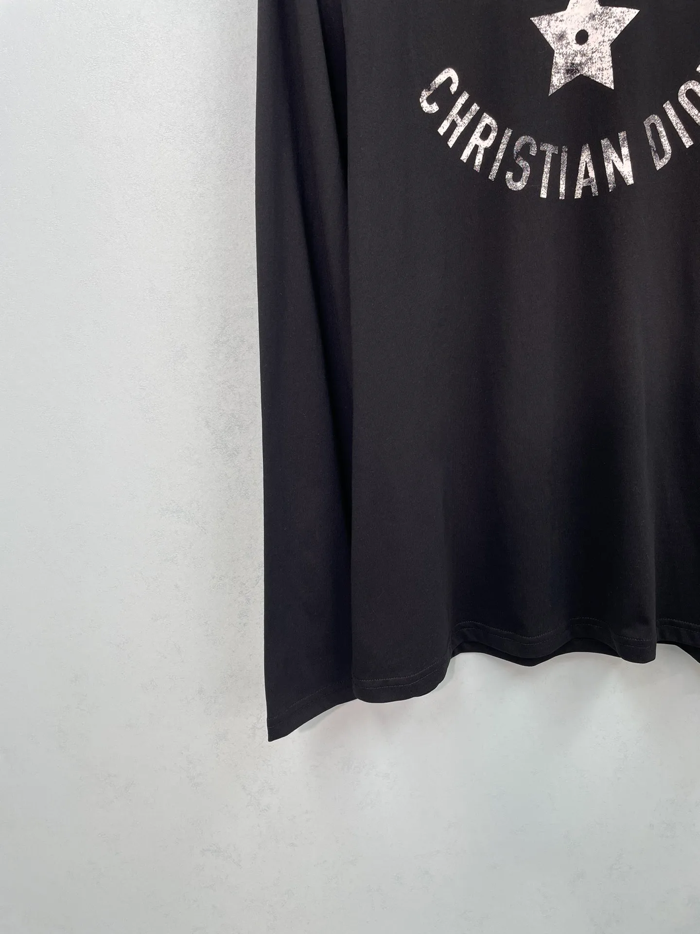 Футболки Женские Christian Dior 17302536