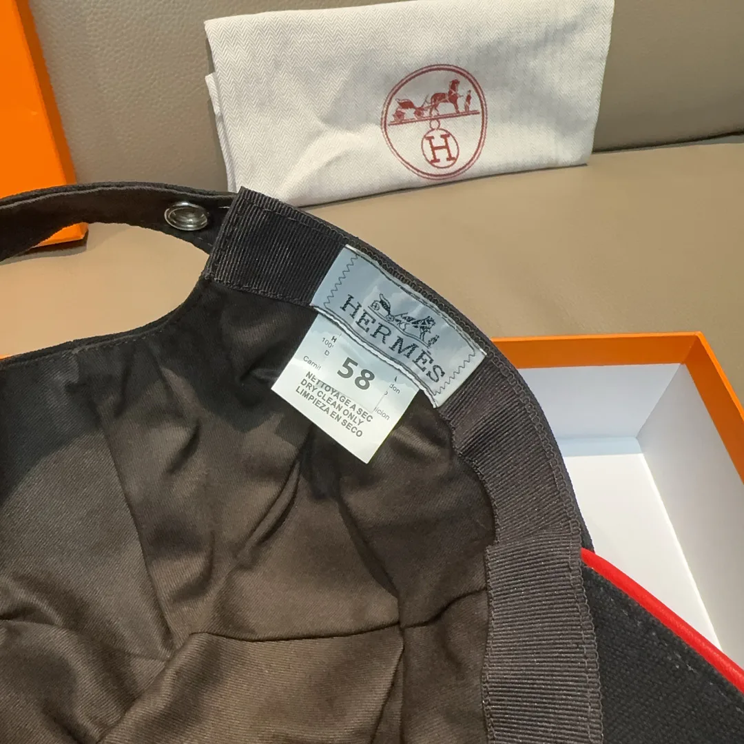 Головные Уборы Hermes 11529627
