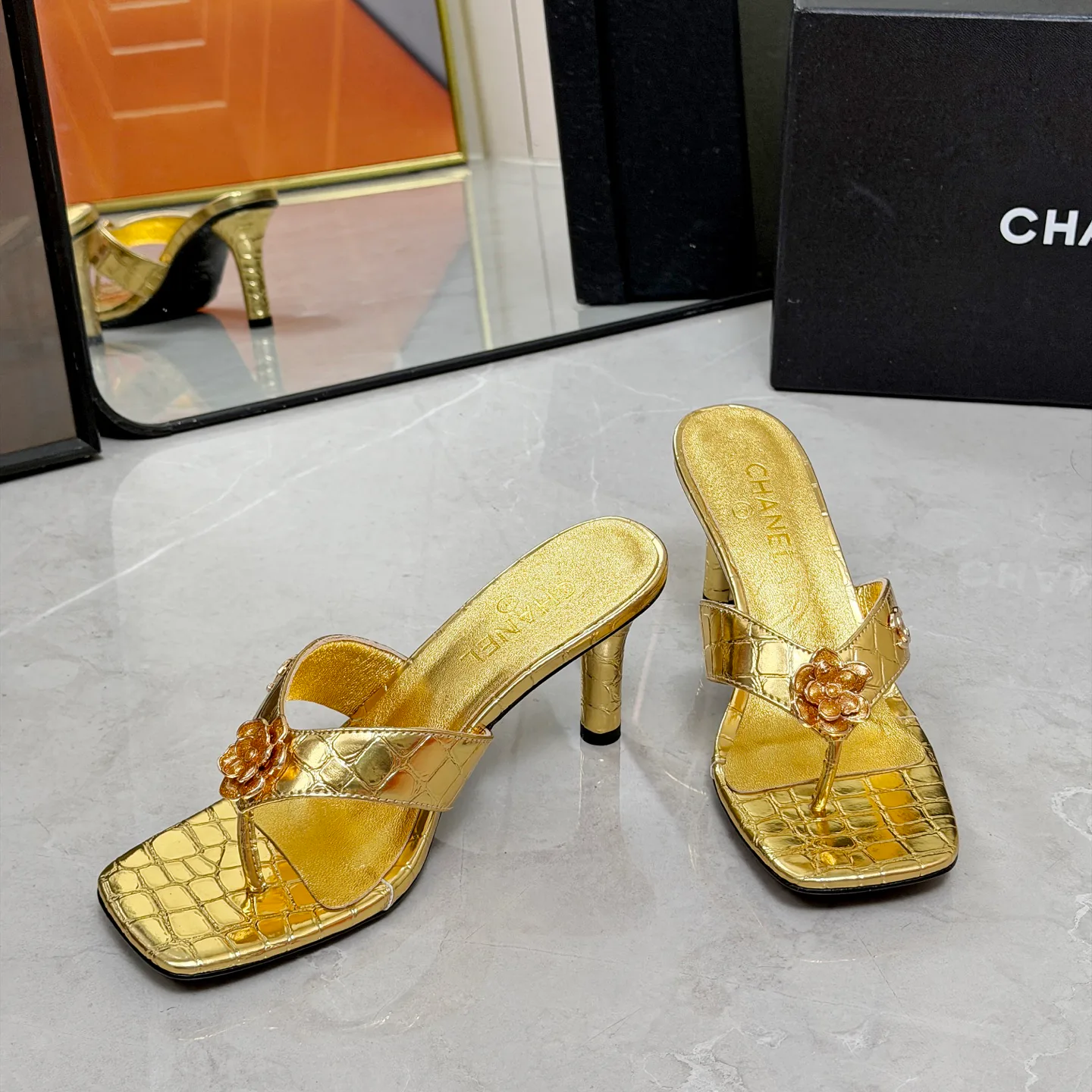 Босоножки Женские Chanel 17335023