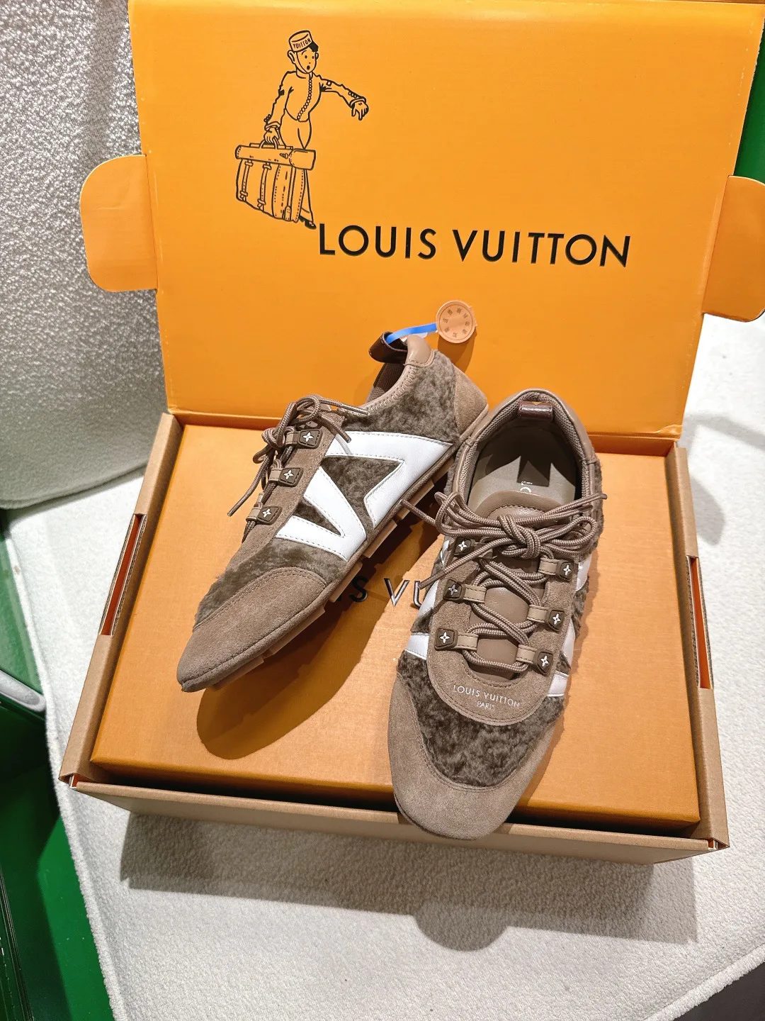 Кроссовки Женские Louis Vuitton 809151