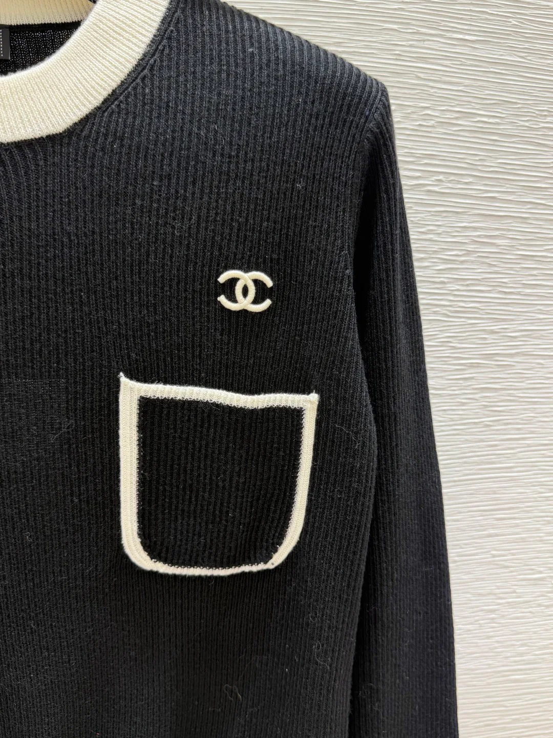 Джемперы И Свитеры Женские Chanel 18138582
