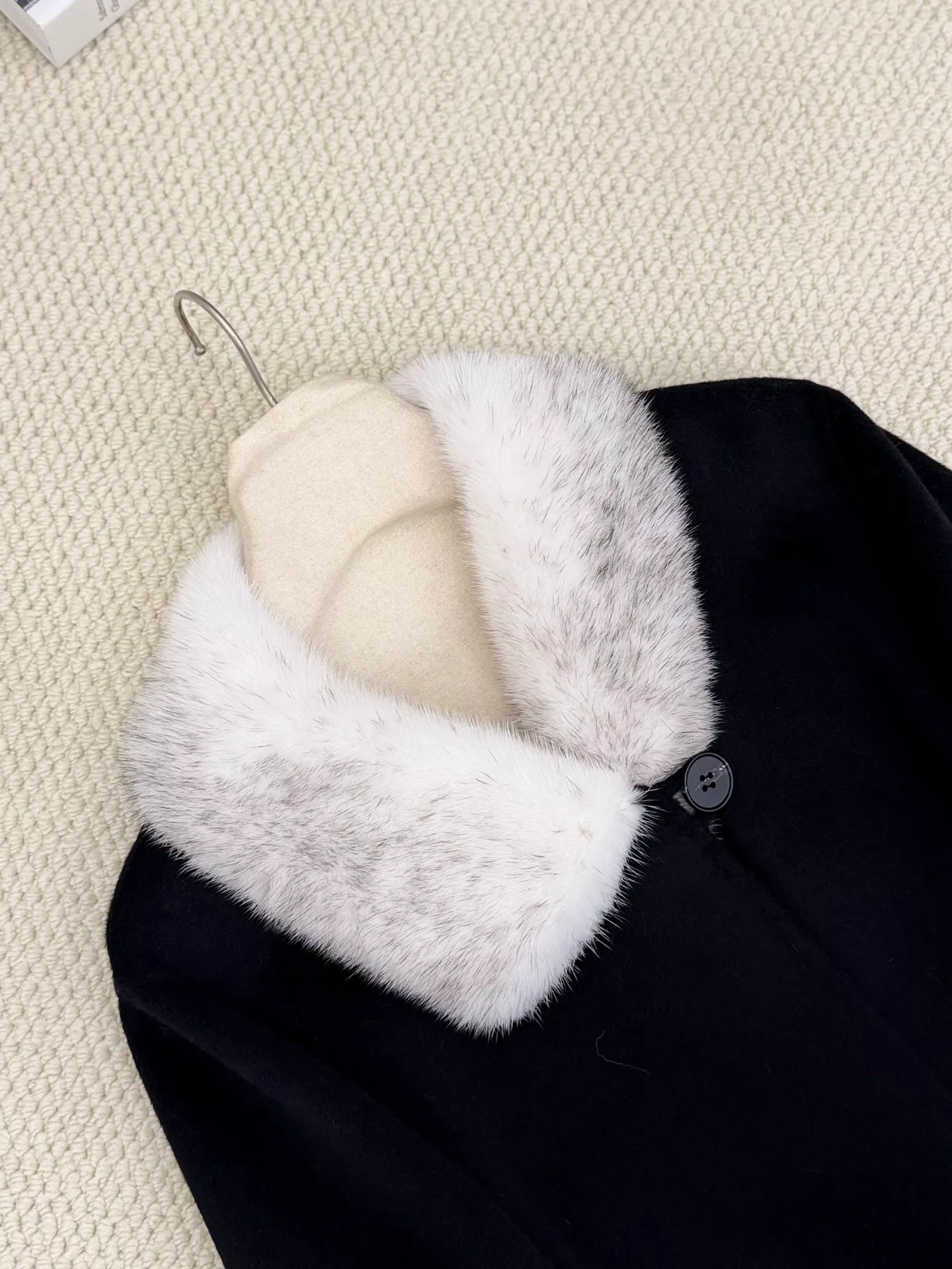 Пальто Женские Loro Piana 19092574