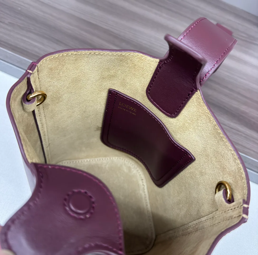 Сумки На Ремне Женские Loewe 3930241