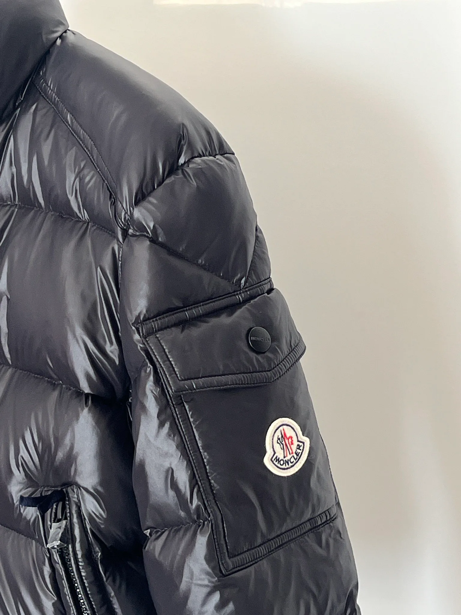 Куртки И Пуховики Женские Moncler 18416130