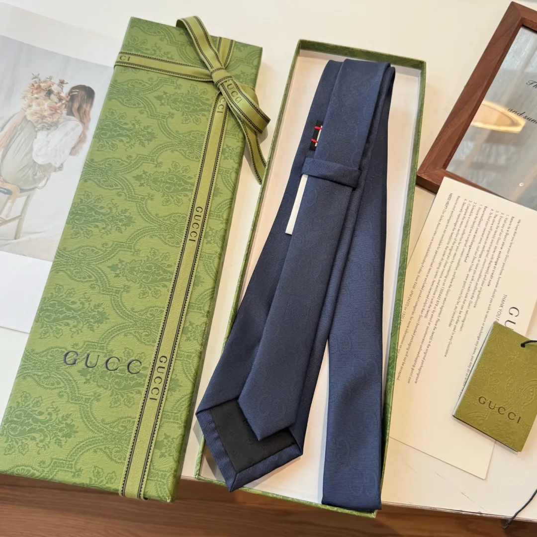 Платки Gucci 18673773